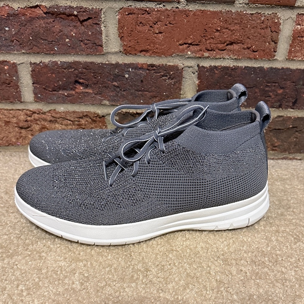 NWOT! Gray Knit Women’s Shoes w/ shimmer. - Picture 6 of 9